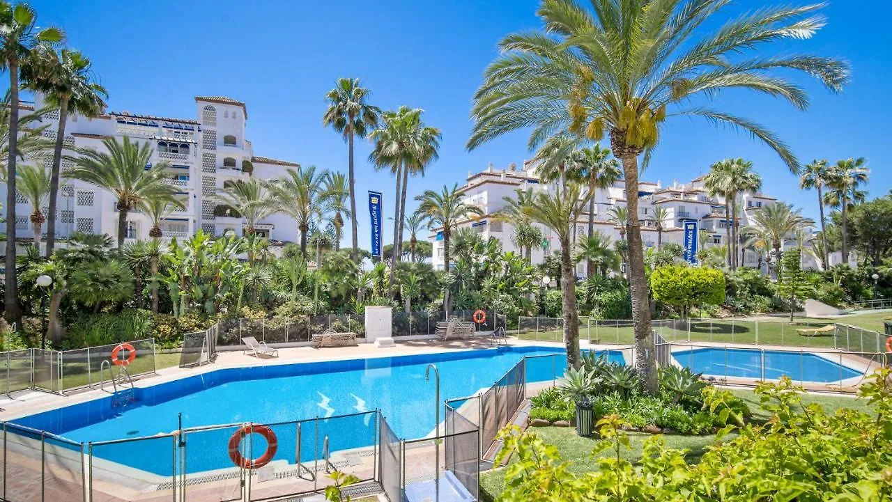 Apartment Apartamento De 2 Dormitorios En Las Gaviotas - Puerto Banus Marbella Spain