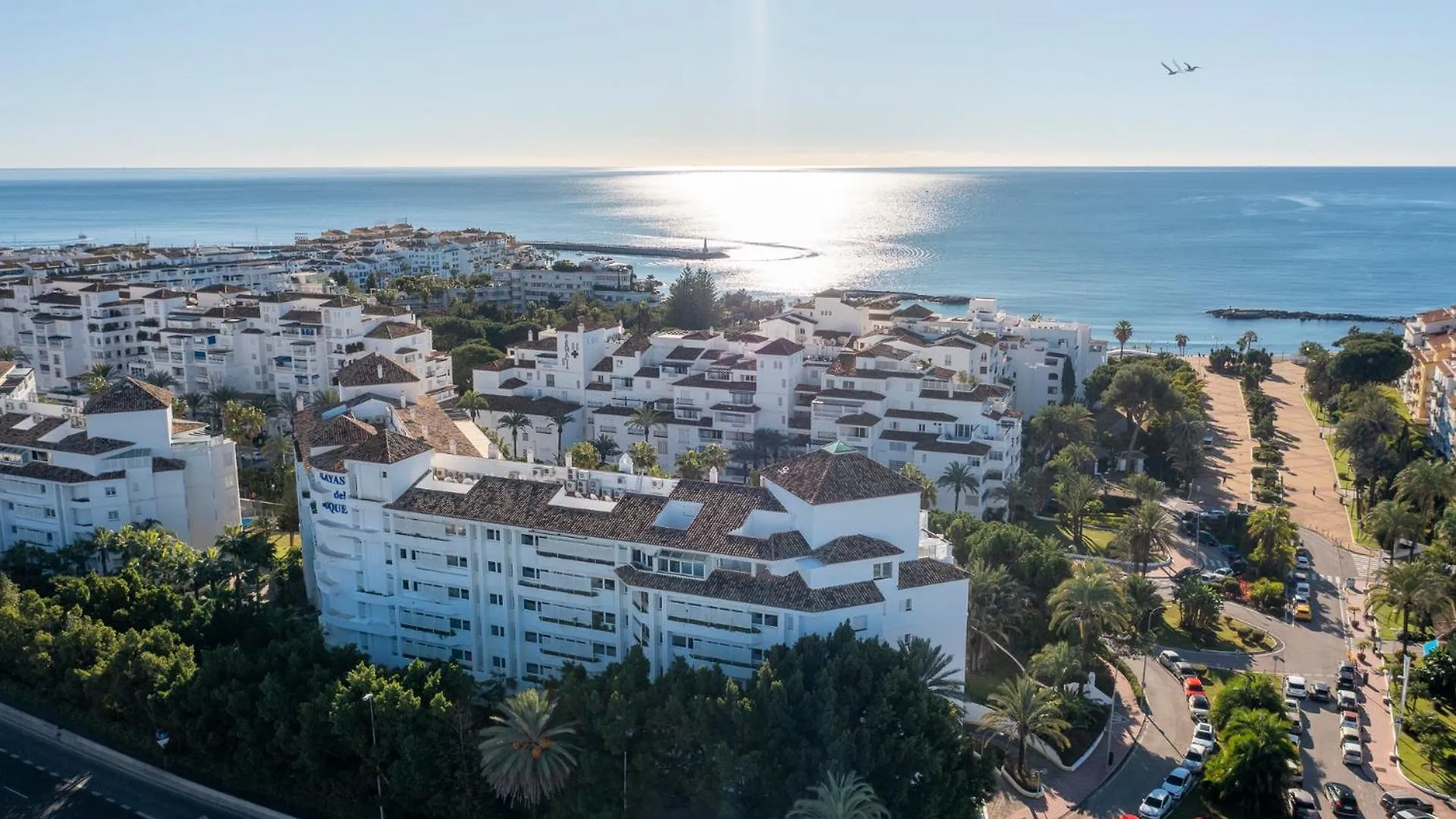 Apartamento De 2 Dormitorios En Las Gaviotas - Puerto Banus Marbella 0*,